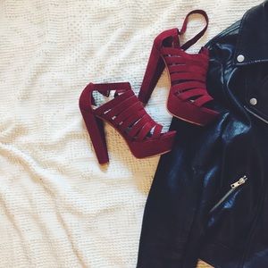 Sexy Strappy Suede Platform Heels 5.5 Neway